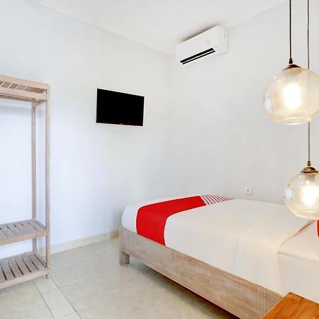 Oyo 90022 Puri Kramas Canggu Екстер'єр фото